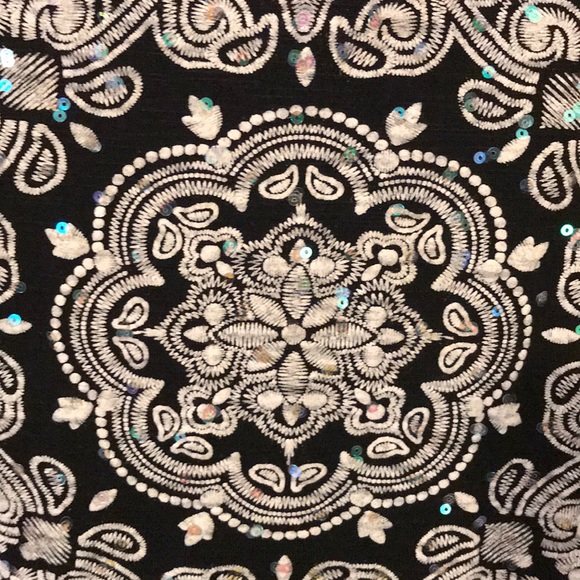 Tee - Picture 2 of 3